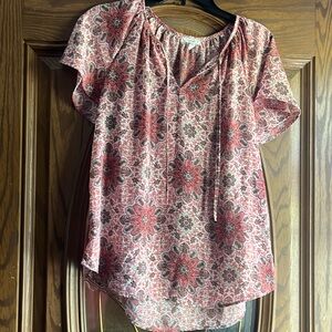 Maurice’s size medium floral top